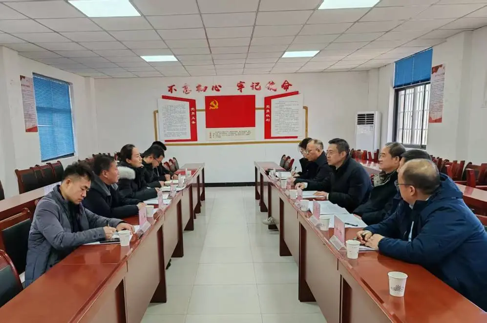 西投控股赴藍(lán)田縣灞源鎮(zhèn)青坪村慰問定點(diǎn)幫扶駐村工作隊(duì)